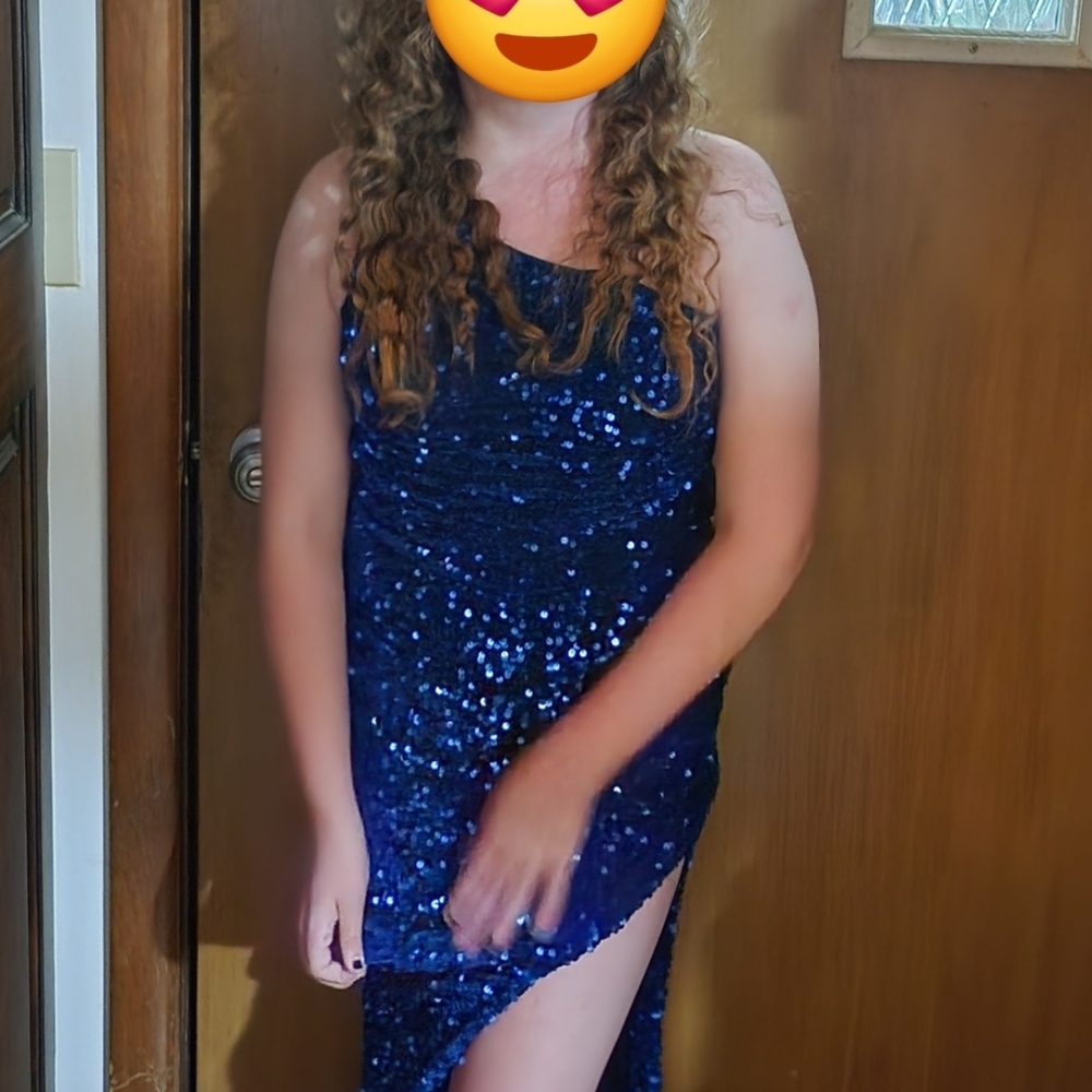 Elegant Blue Sequin Formal Prom Dress Size 1